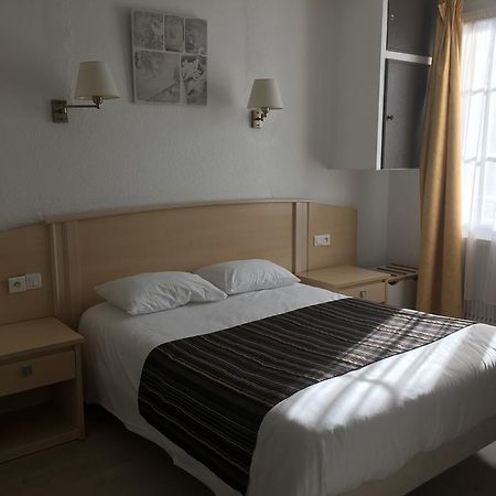Hotel De La Mer 라트슈수르메르 외부 사진