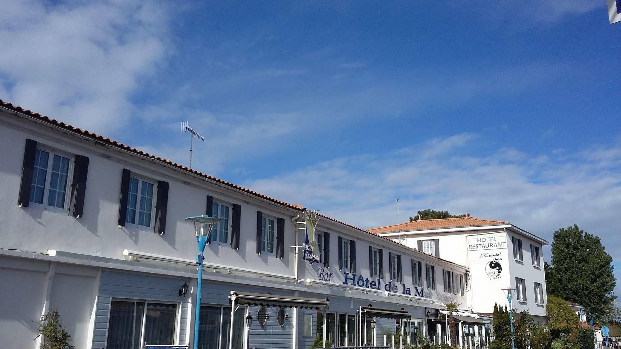 Hotel De La Mer 라트슈수르메르 외부 사진