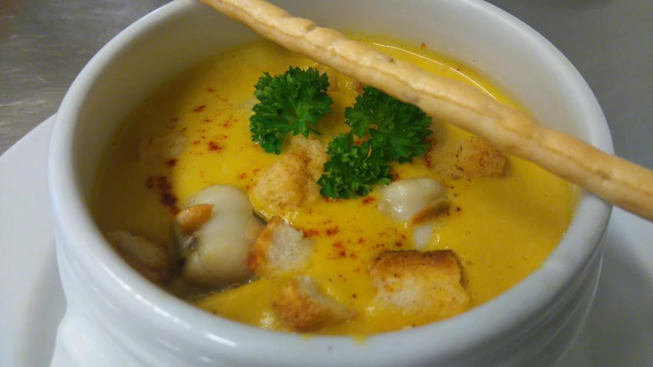 Hotel De La Mer 라트슈수르메르 외부 사진