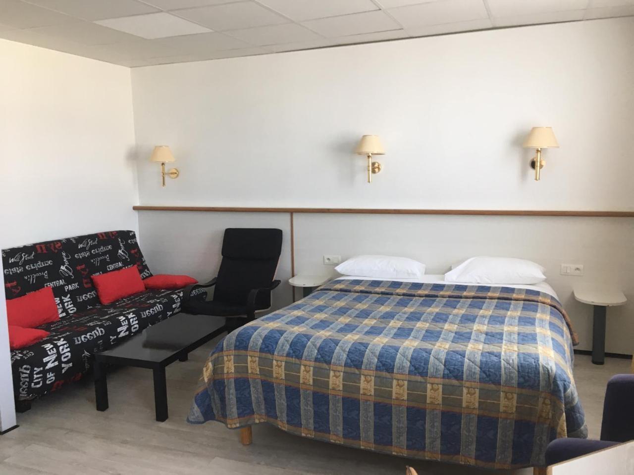 Hotel De La Mer 라트슈수르메르 외부 사진